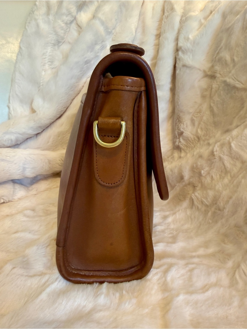 Vintage Coach Court bag in British Tan 9870 - Picture 5 of 16